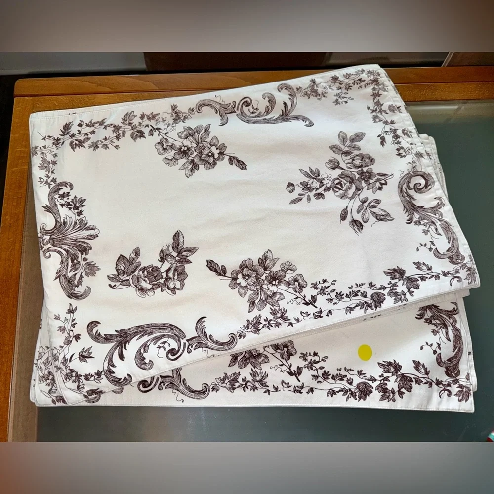 Set of 12 Vintage Sur La Table Cotton Toile Placemats – 8 Perfect, 4 Imperfect